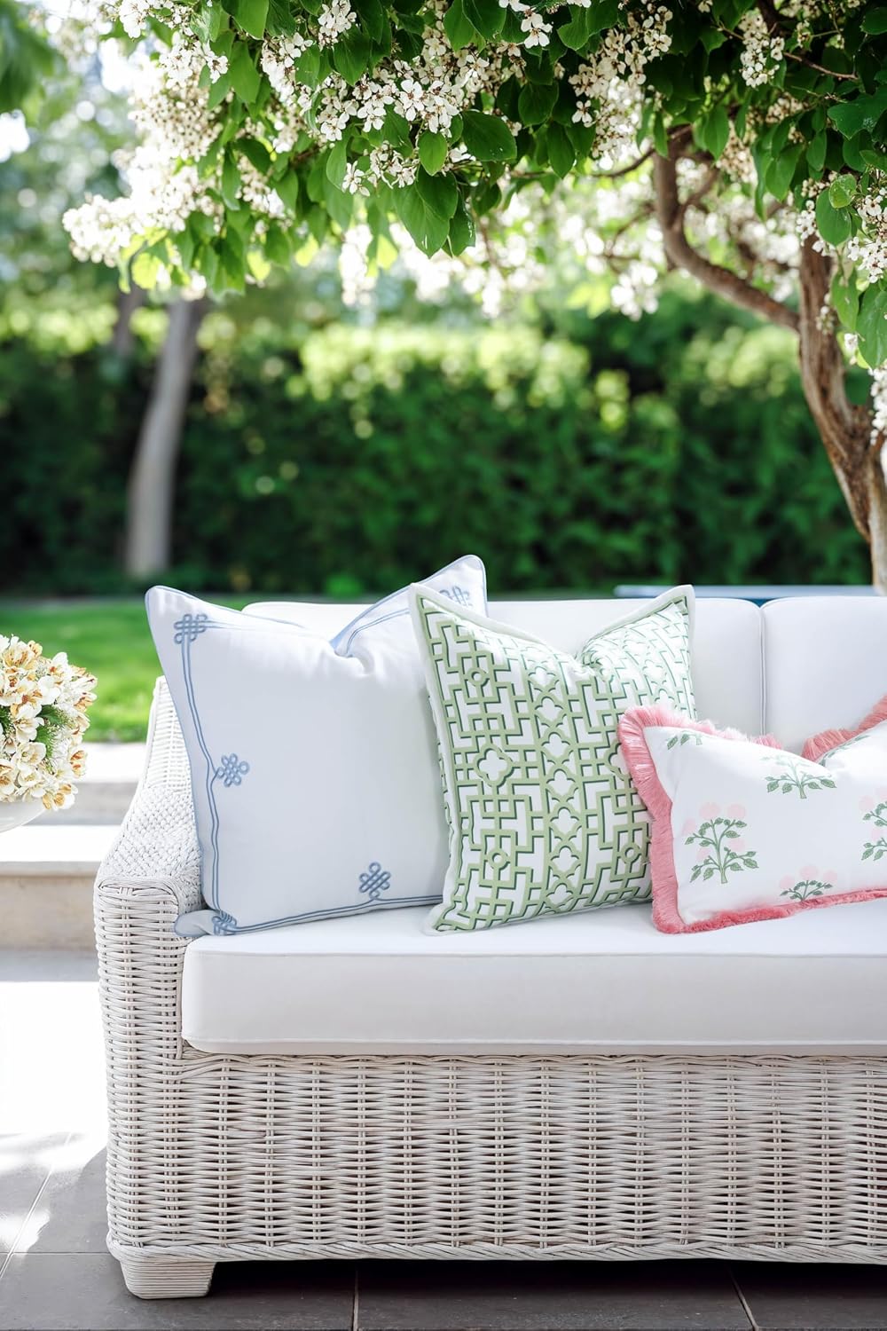 Green Trellis 20x20 Outdoor Pillow Cover