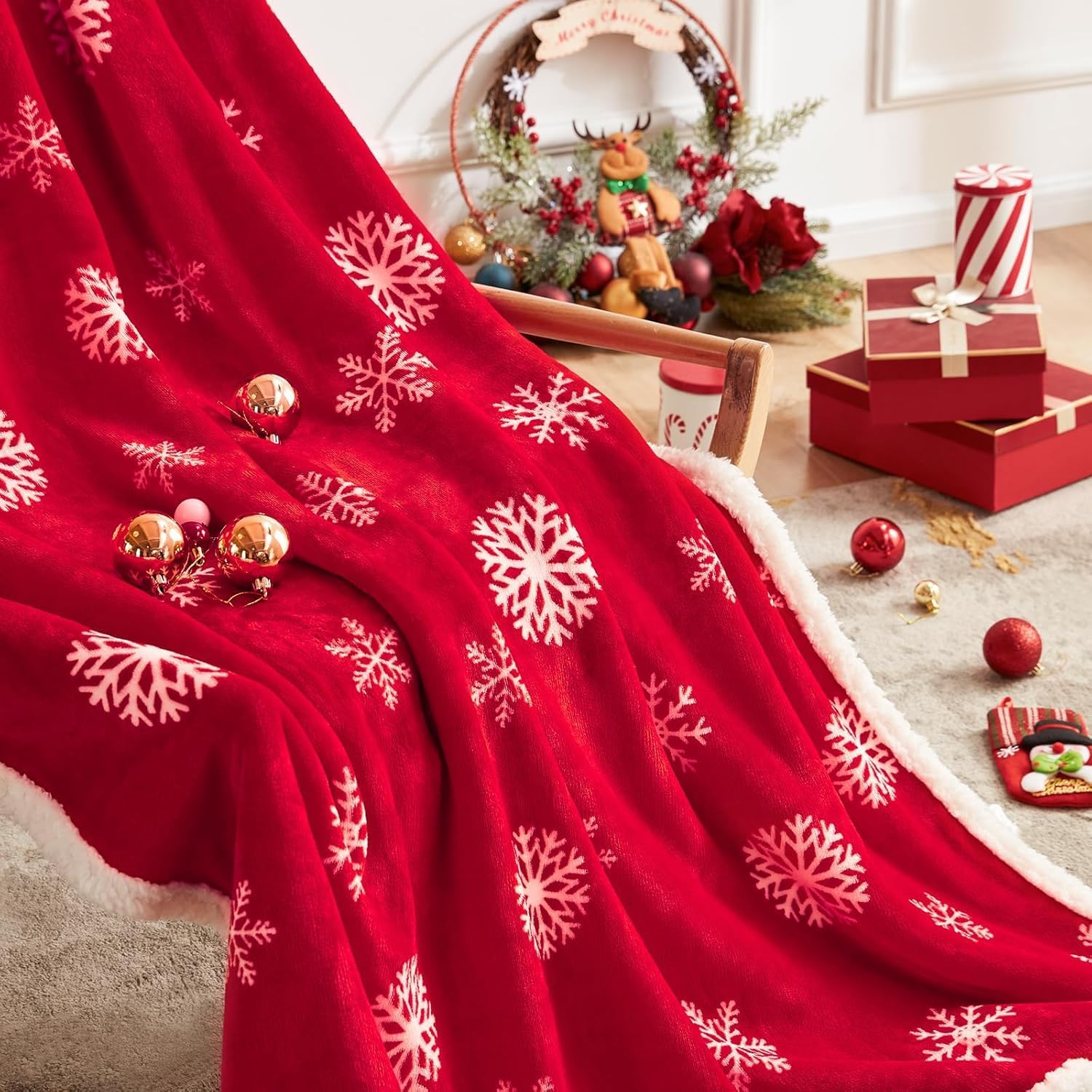 Red Snowflake Christmas Sherpa Throw Blanket 50x60